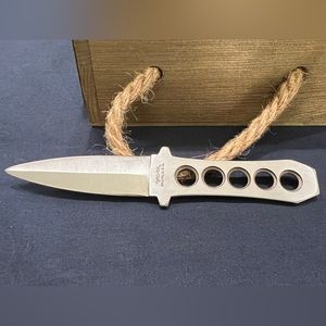 Vintage 70s Valor 6” Boot Dagger w/ Sheath